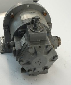 Alternative view of Vickers VVB032R RW 10 Variable Vane Pump 175 bar
