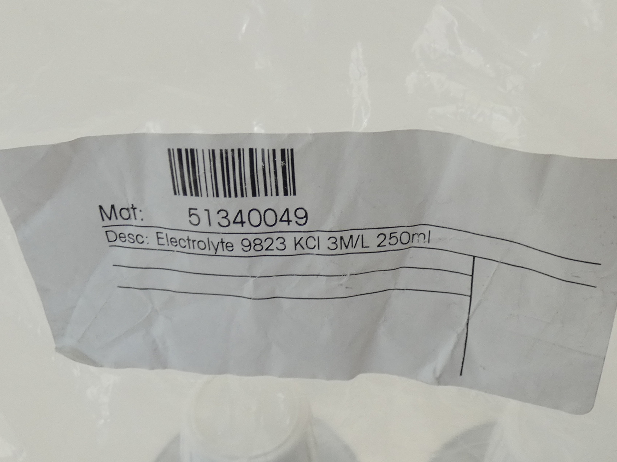*Lot of 2* Mettler Toledo 51340049 KCI 3 mol/L Electrolyte Solution Bottle 250mL - Image 4