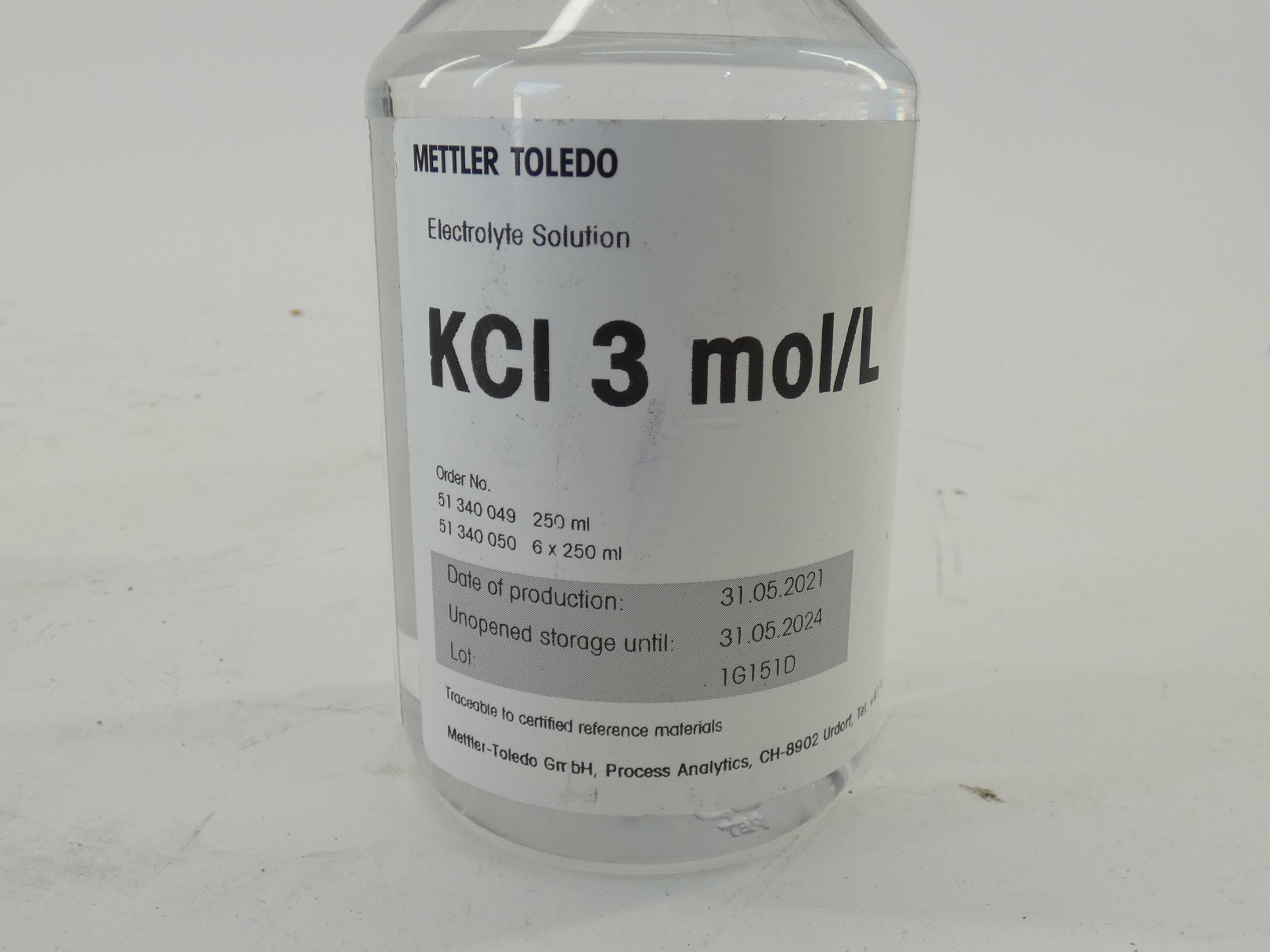*Lot of 2* Mettler Toledo 51340049 KCI 3 mol/L Electrolyte Solution Bottle 250mL - Image 5