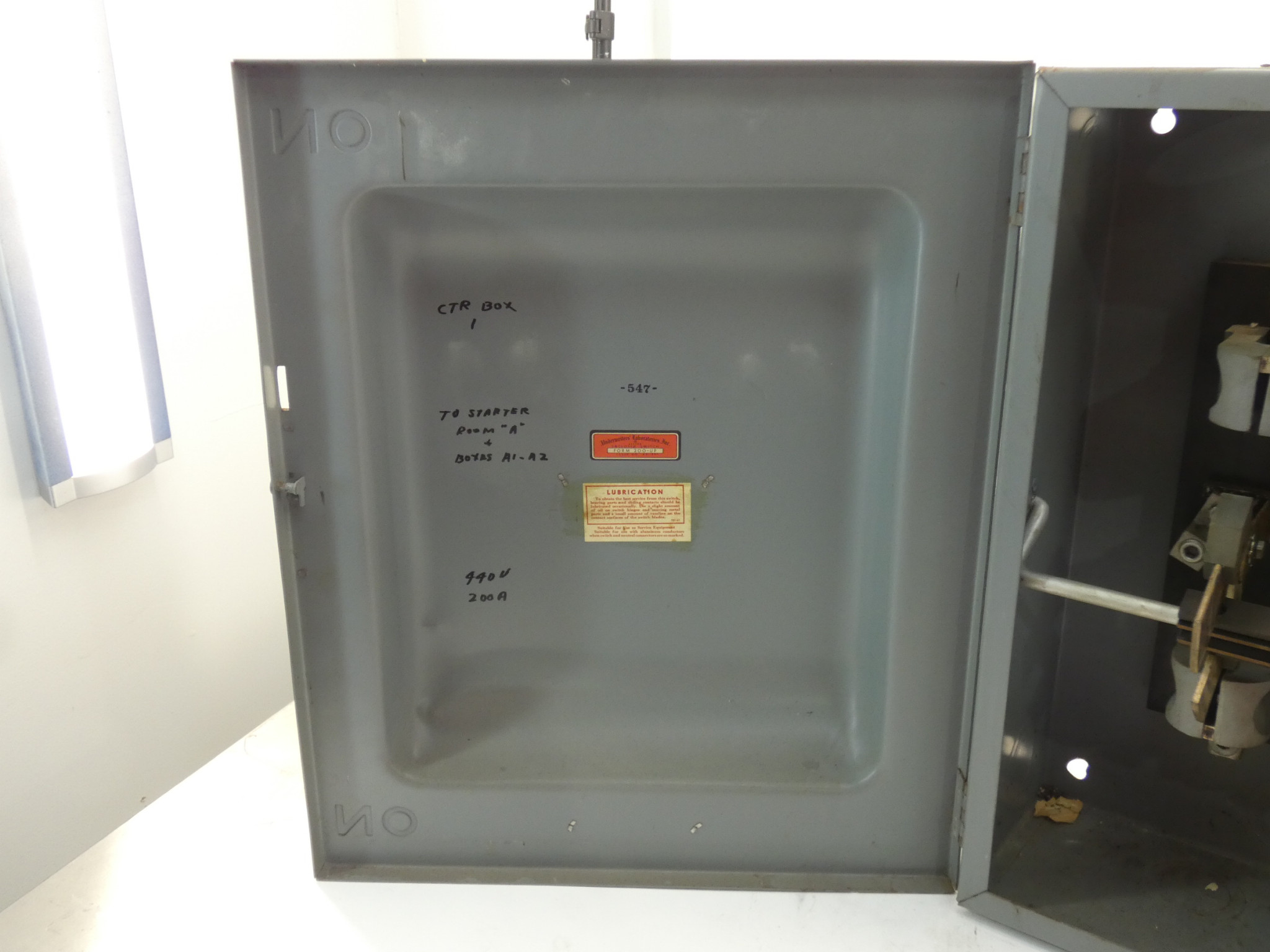 General Electric TC35364 Safety Switch 200A 3P 600VAC Type HD Style A - Image 8