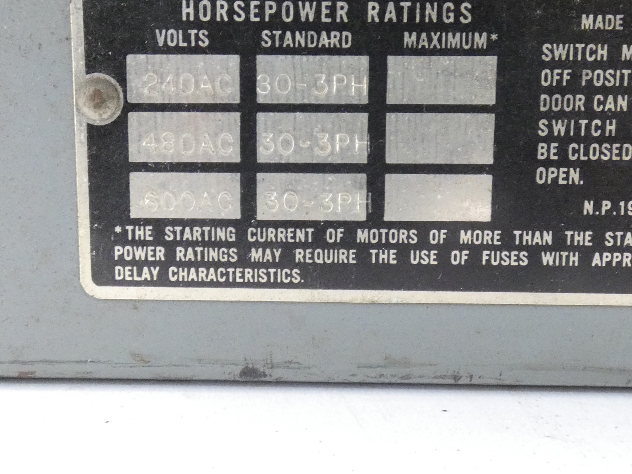 General Electric TC35364 Safety Switch 200A 3P 600VAC Type HD Style A - Image 6