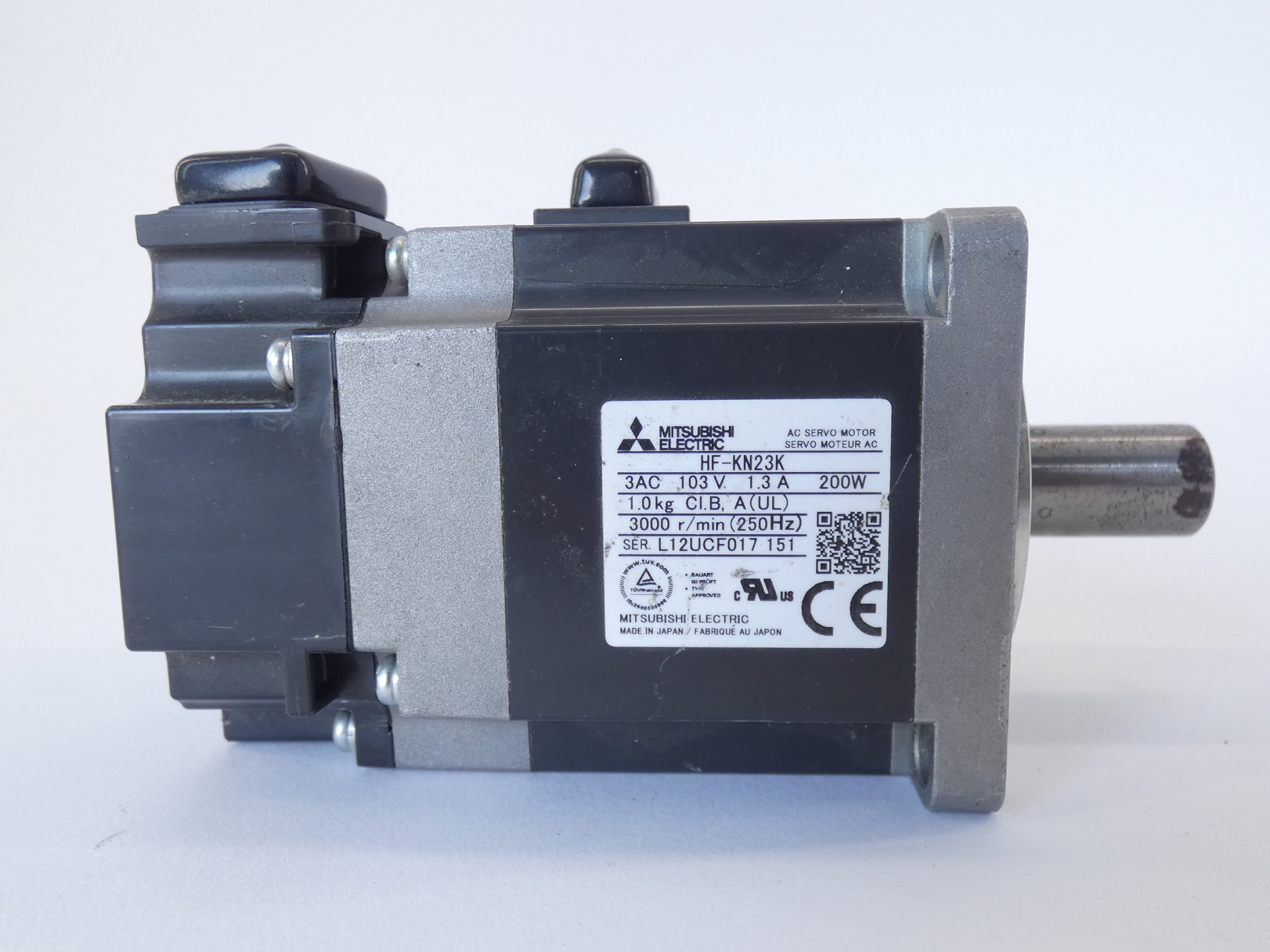 Mitsubishi HF-KN23K AC Servo Motor 3AC 103V 1.3A 200W – GPM Surplus