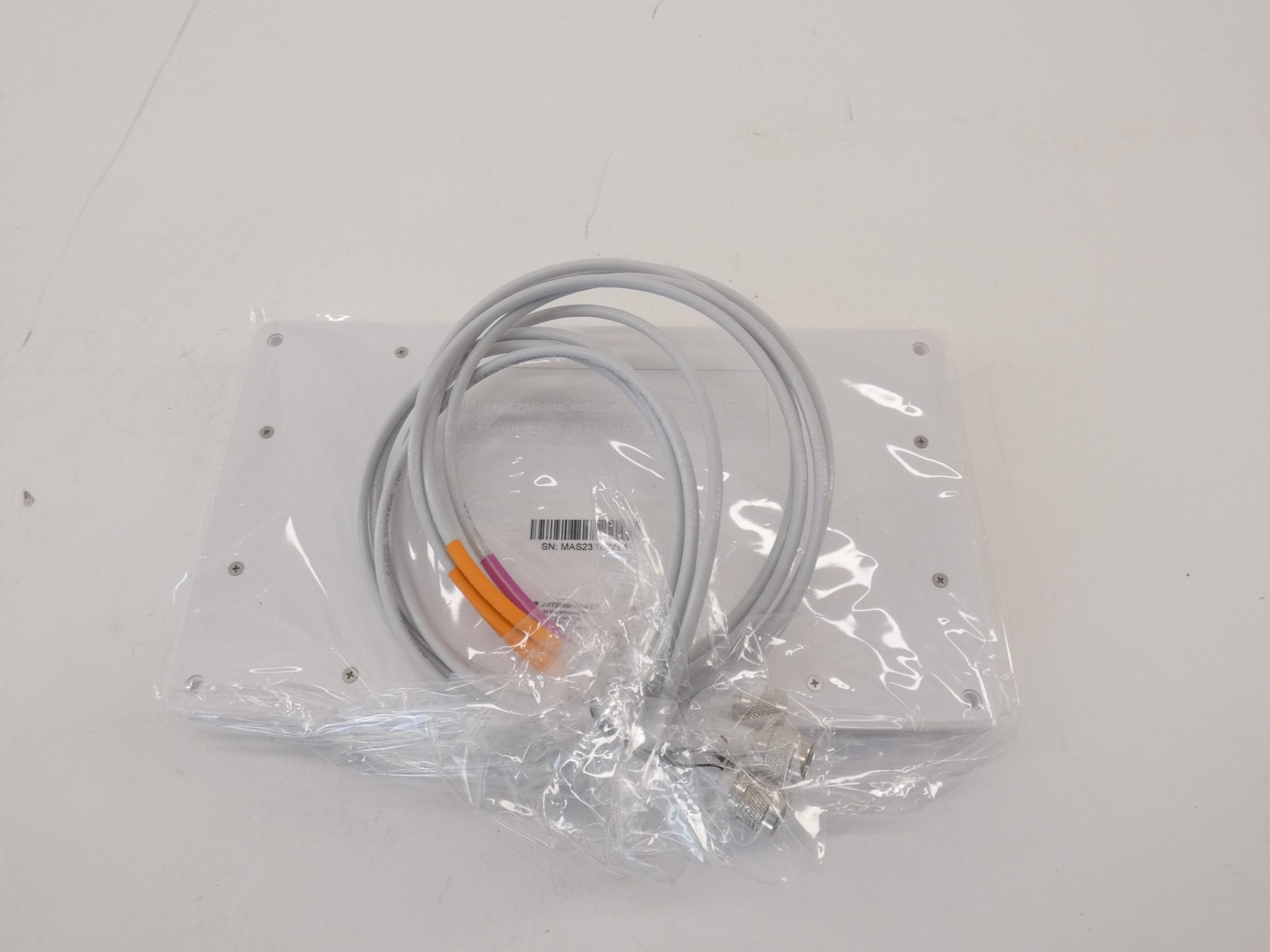 Cisco AIR-ANT2566P4W-R 6dBi 2.4/5GHz Dual-Band Directional Antenna – O