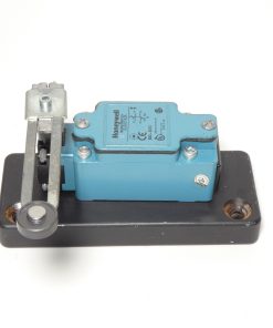 Honeywell GLAA01A2A Limit Micro Switch Roller Lever 3-Pin XLR