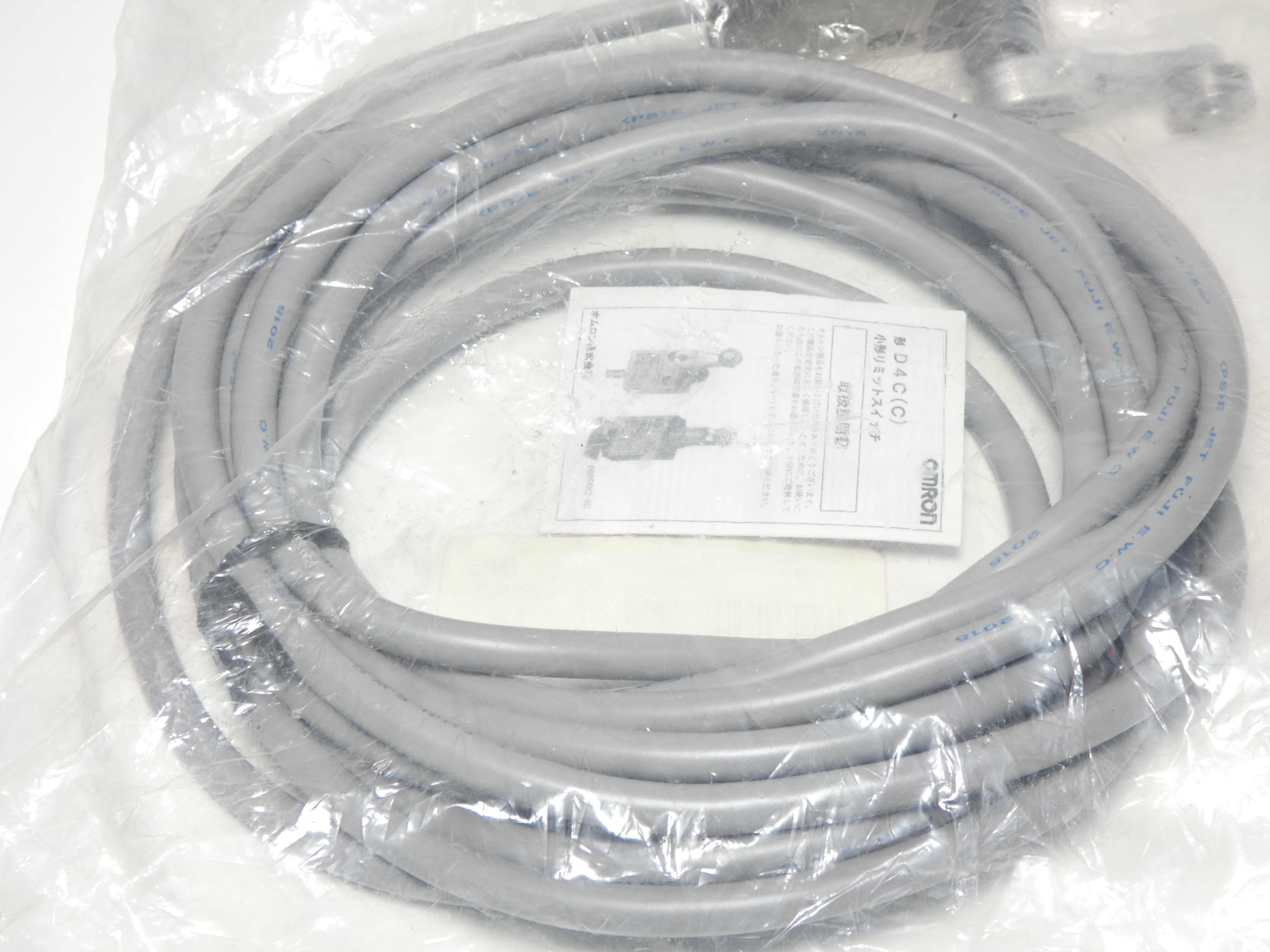 Omron D4C-1320-P Limit Switch