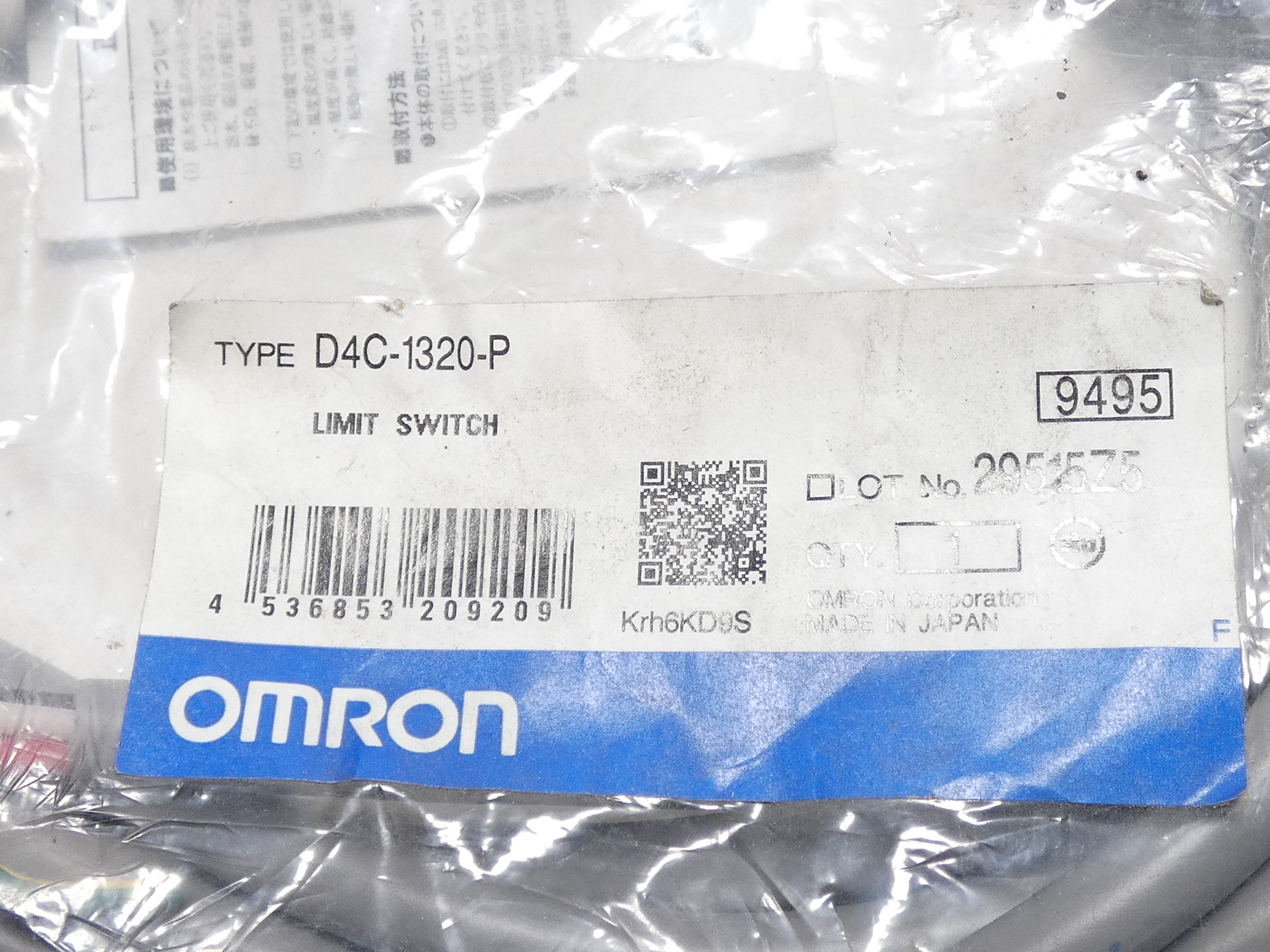 Omron D4C-1320-P Limit Switch
