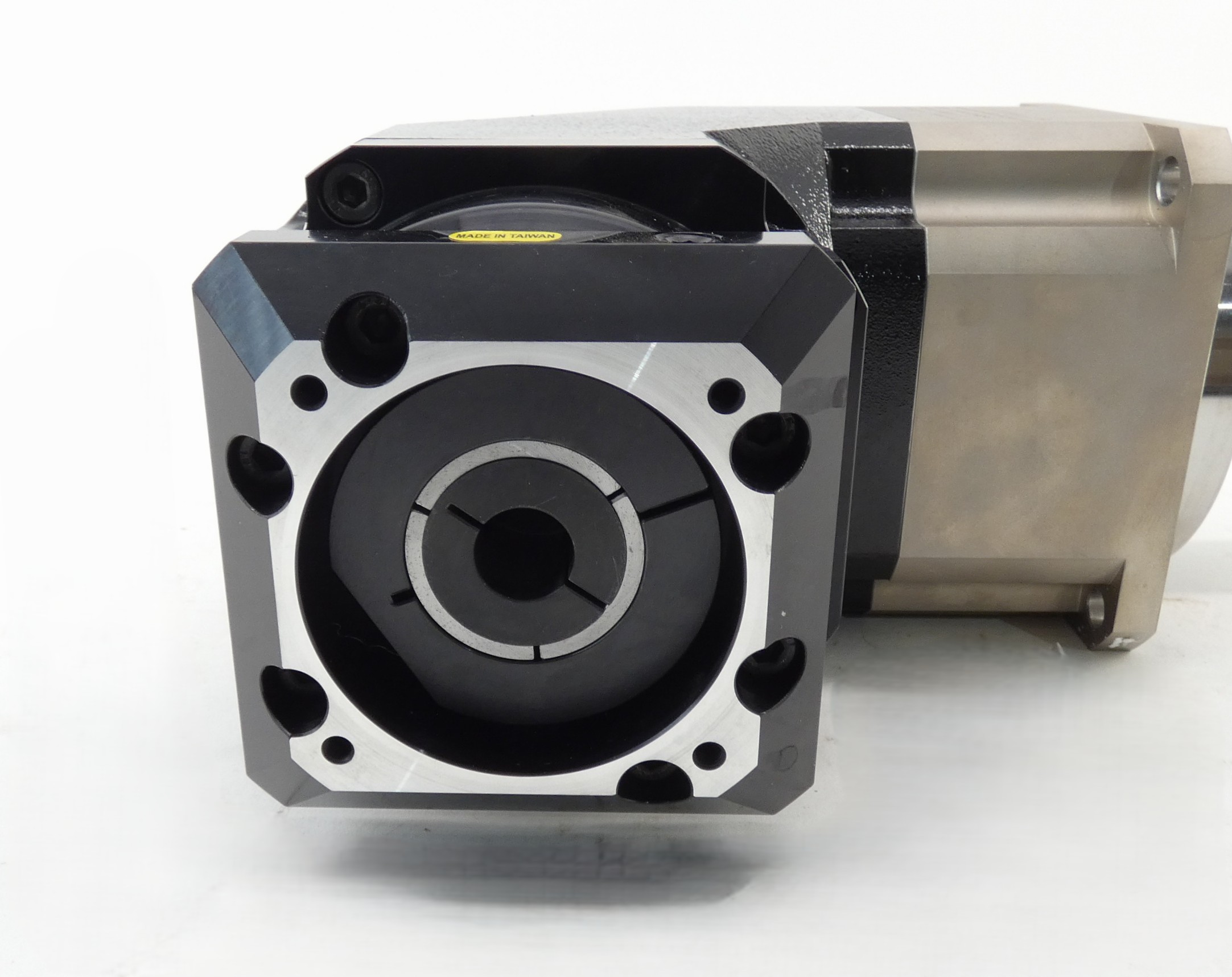 20:1 Ratio Apex Dynamics ABR142-020-S2-P2 Right Angle Gearbox - Image 5
