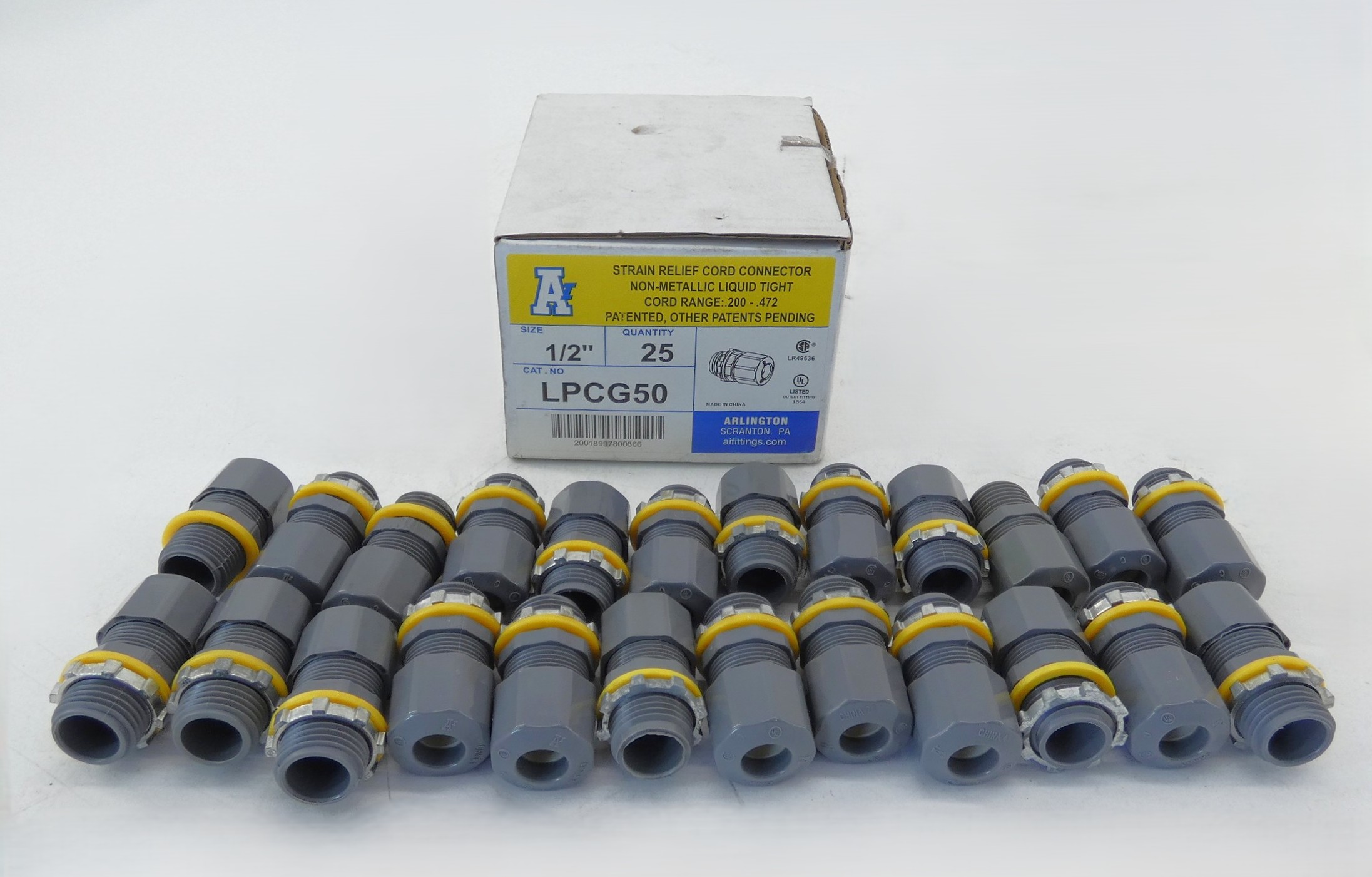*Box of 24* Arlington LPCG50 Strain Relief Cord Connector .200-.427