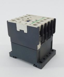 Alternative view of Schneider Electric CA3KN22BD3 Control Relay 24V