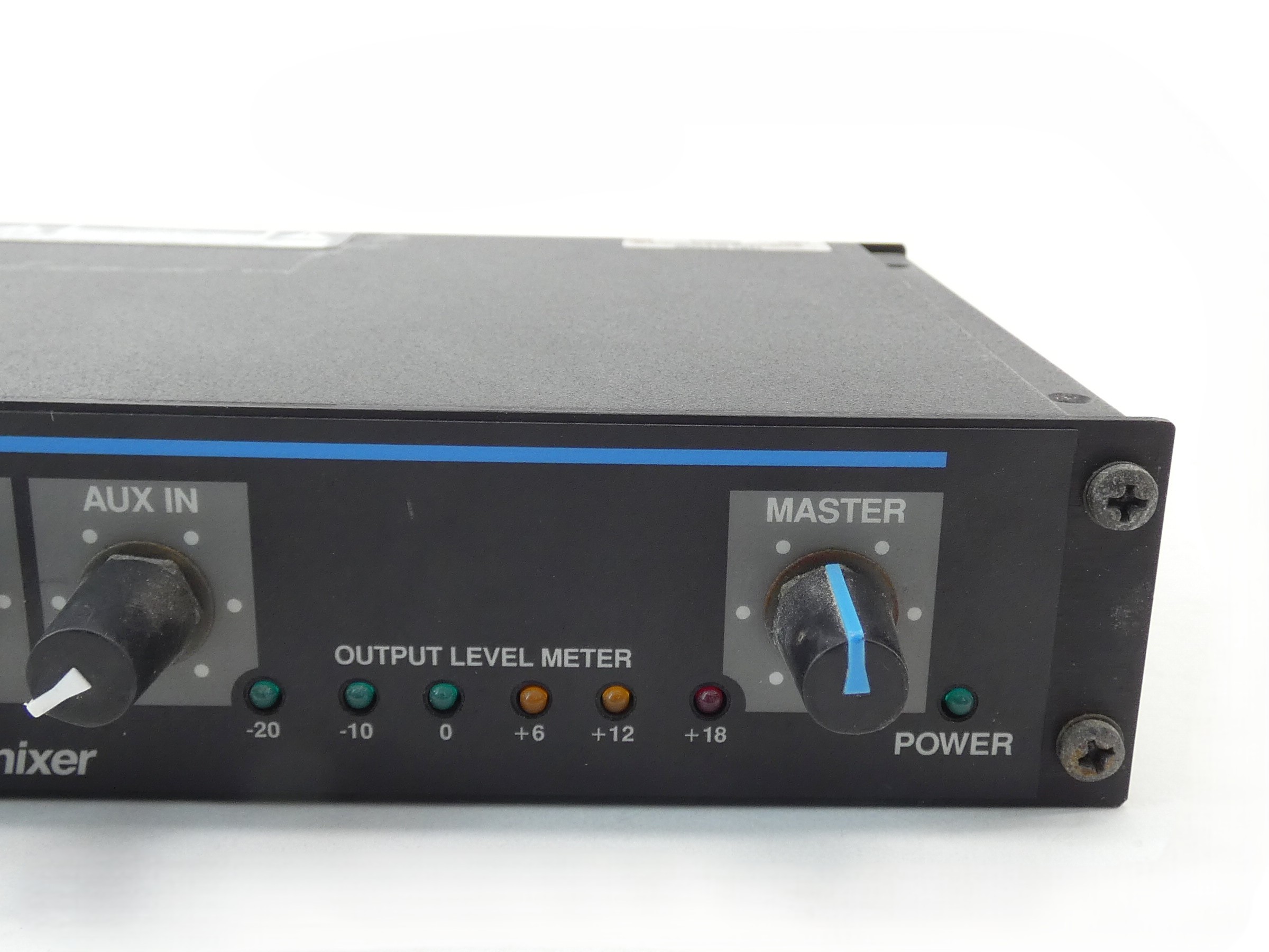 Shure SCM268 4-Channel Microphone Mixer 100-120V NO Power Cord - Image 6