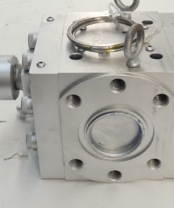 Alternative view of Welex 56/56 Gear Pump 1100.1140 Top Port 1-1/2" Side Ports 2-5/8"