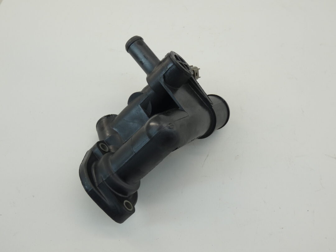 Fa Ford Motorcraft F87E-8594-AF Thermostat Housing – GPM Surplus