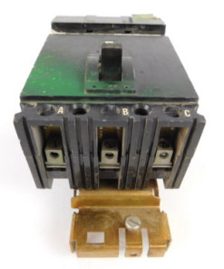 Alternative view of Square D FA34015 3P 15A 480V Circuit Breaker