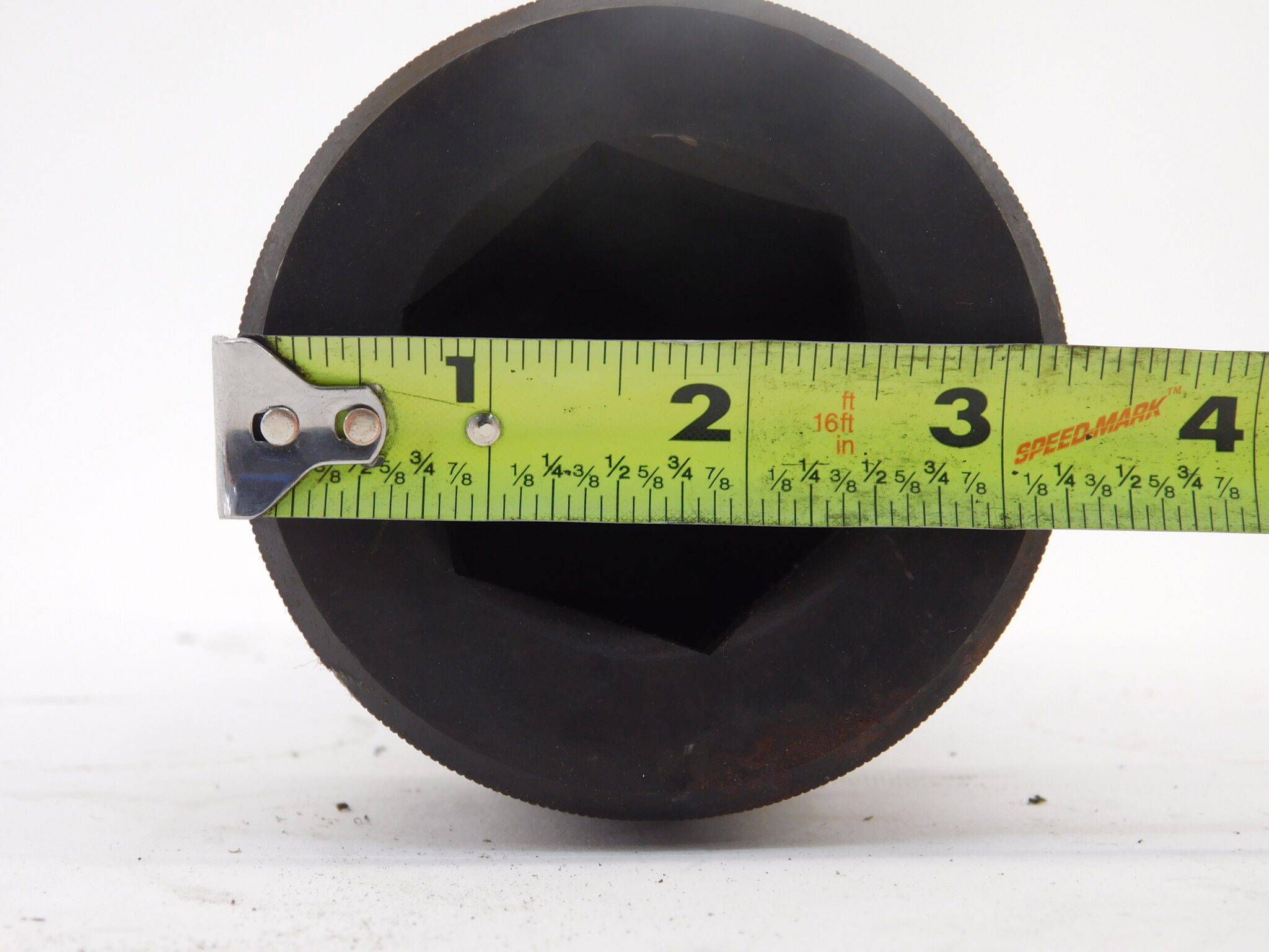 8" Large Socket Head Cap Screw", Grade 8, Thread Size 2-4.5UNC - Image 5