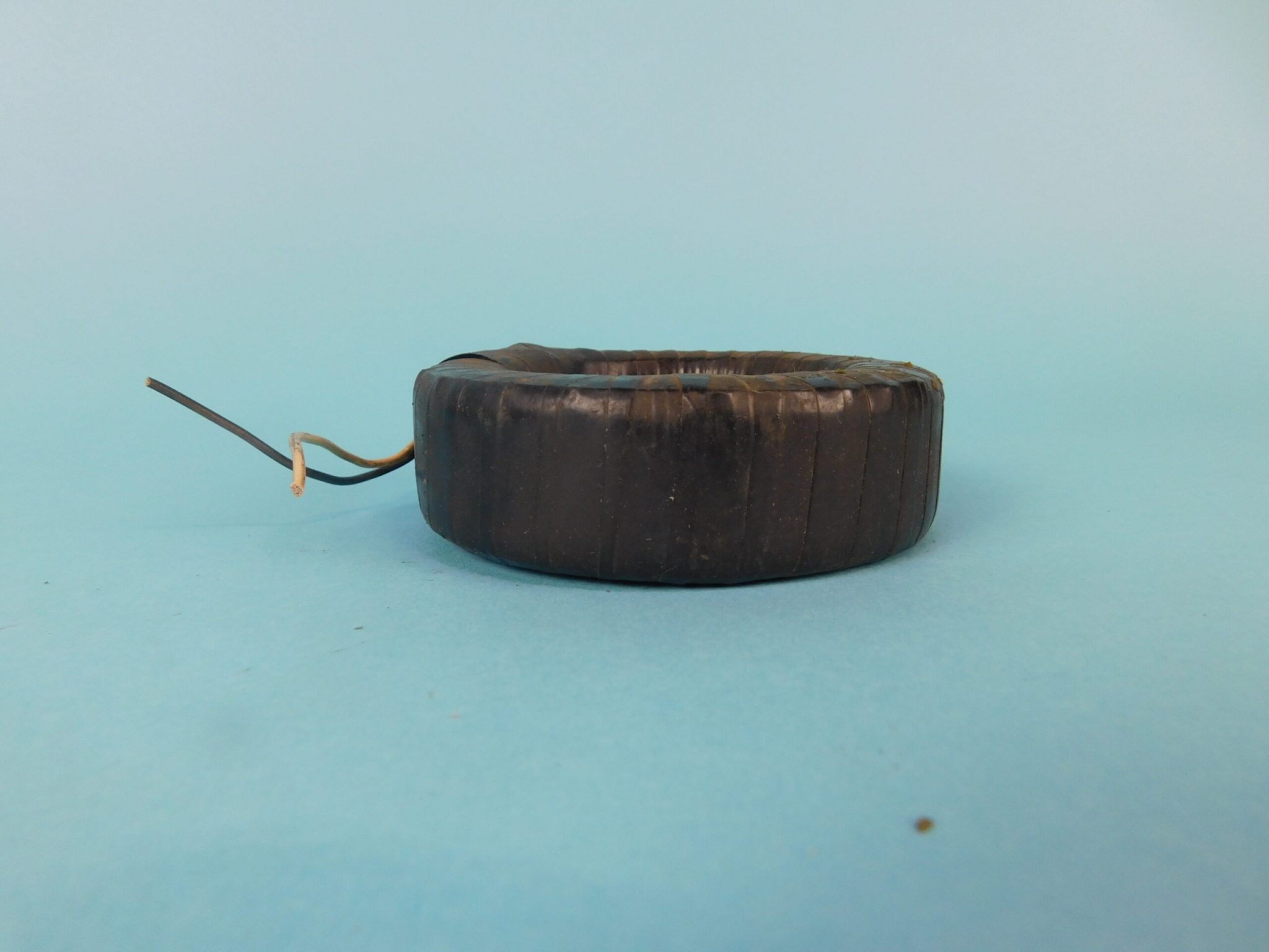 Electromagnetic Industries 800:5 Amp Current Transformer - Image 4