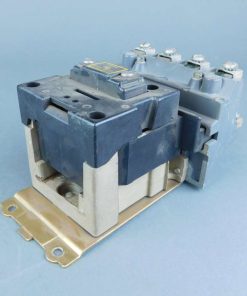 Alternative view of Allen-Bradley 702B0B93 Contactor