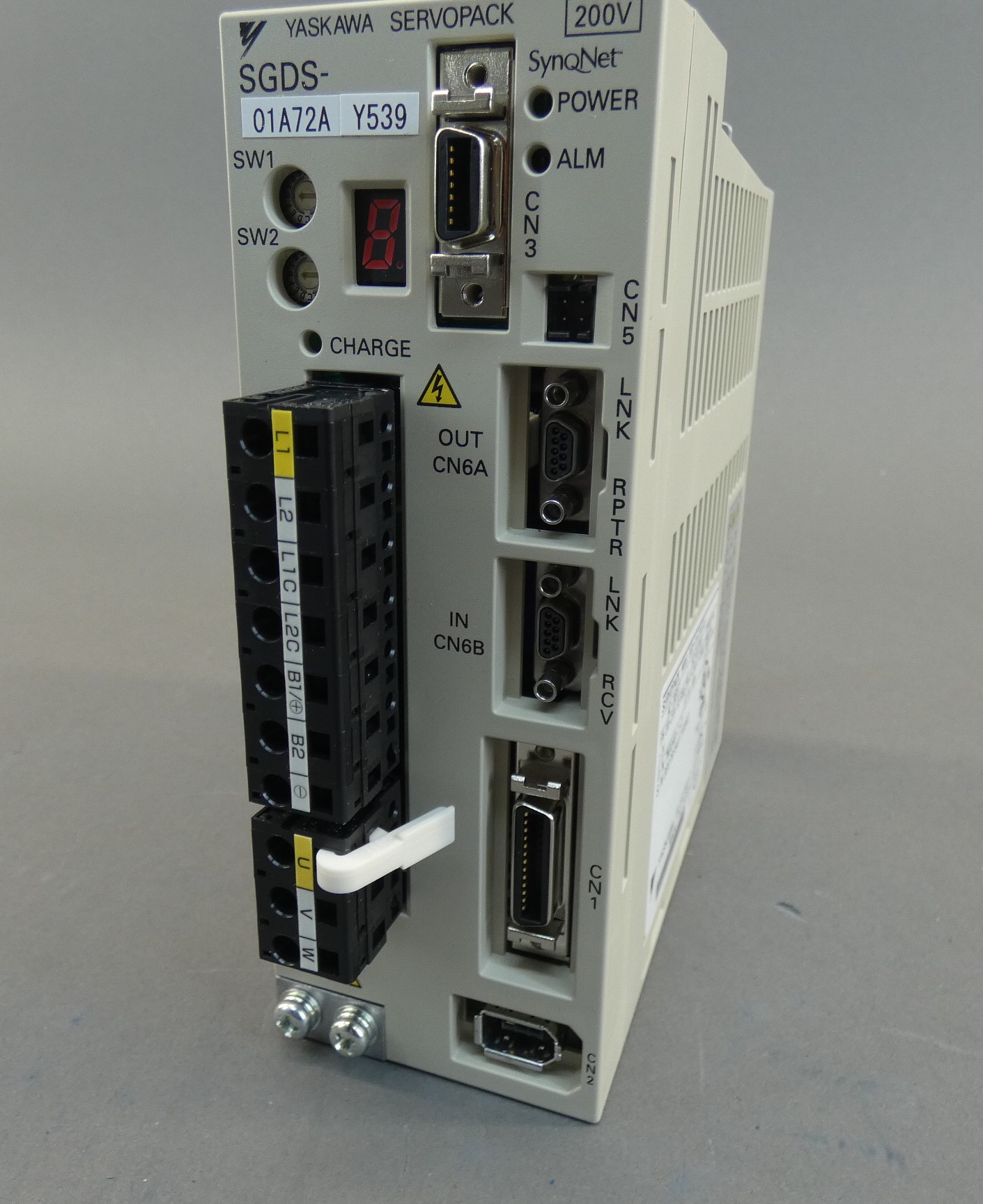 Yaskawa SGDS-01A72AY539 Servopack Controller 1.2-0.9AMP 0-230V 0-300HZ - Image 5
