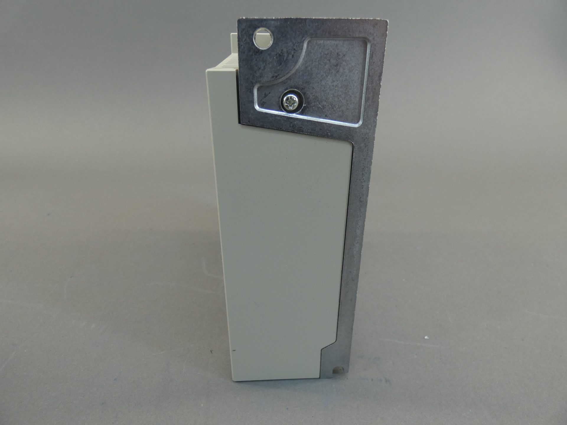 Yaskawa SGDS-01A72AY539 Servopack Controller 1.2-0.9AMP 0-230V 0-300HZ - Image 8