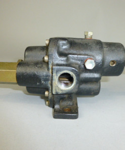 Spur Gear Pump W/ Relief Valve, 5/8" Shaft