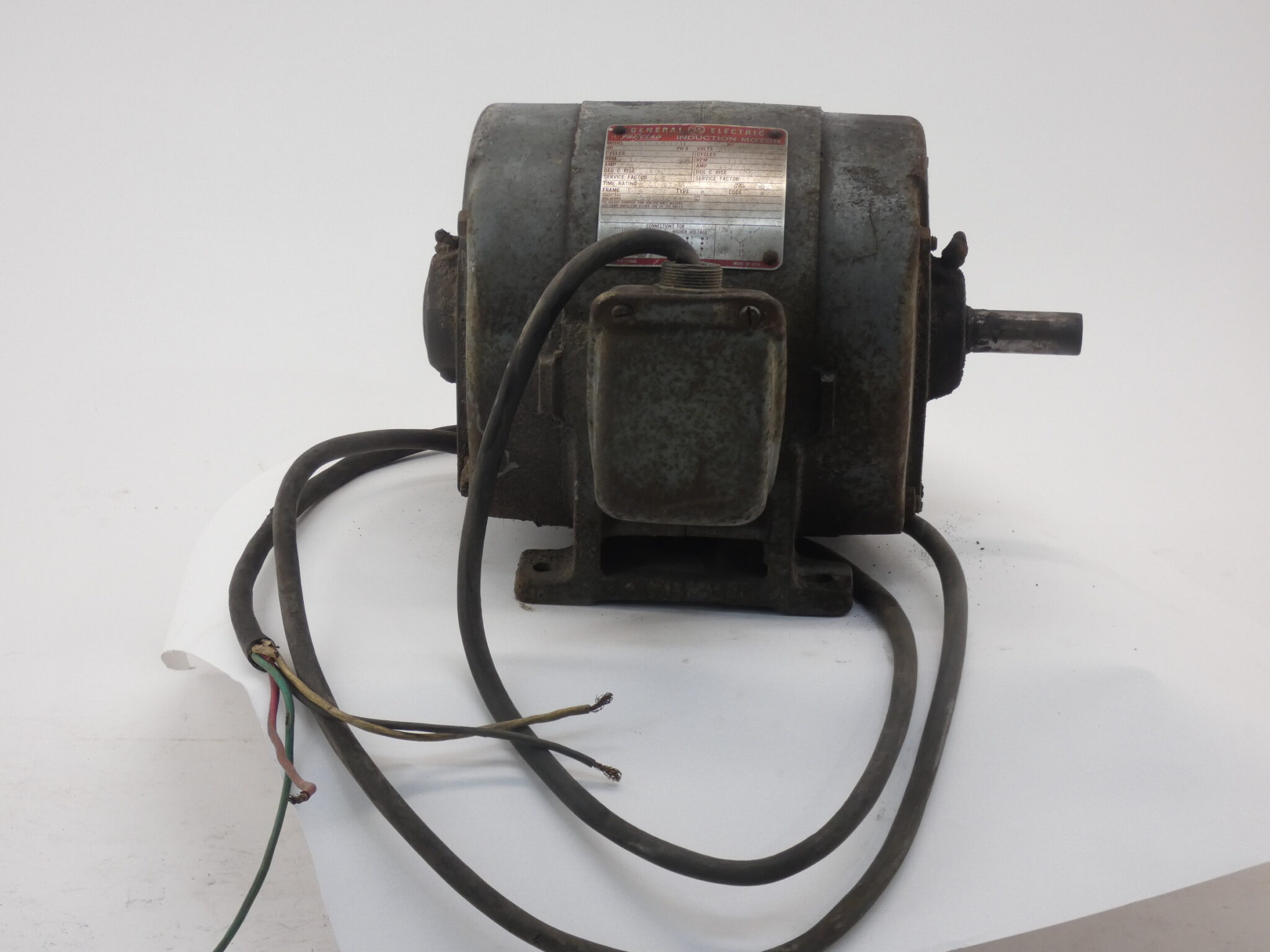 2HP General Electric 5K184AG211 Induction Motor 208-220/440V 1730 RPM 184 Frame