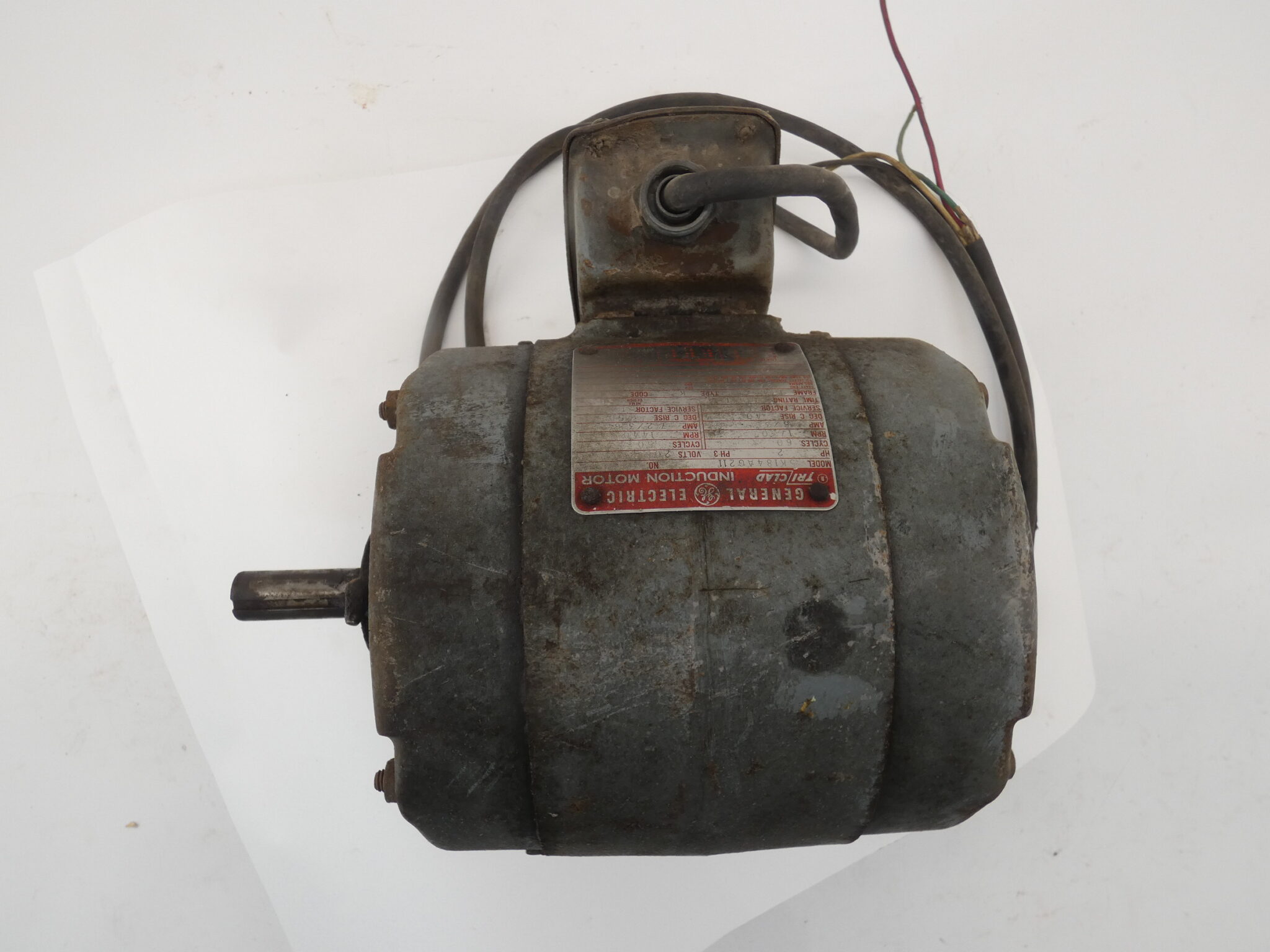 2HP General Electric 5K184AG211 Induction Motor 208-220/440V 1730 RPM 184 Frame - Image 6