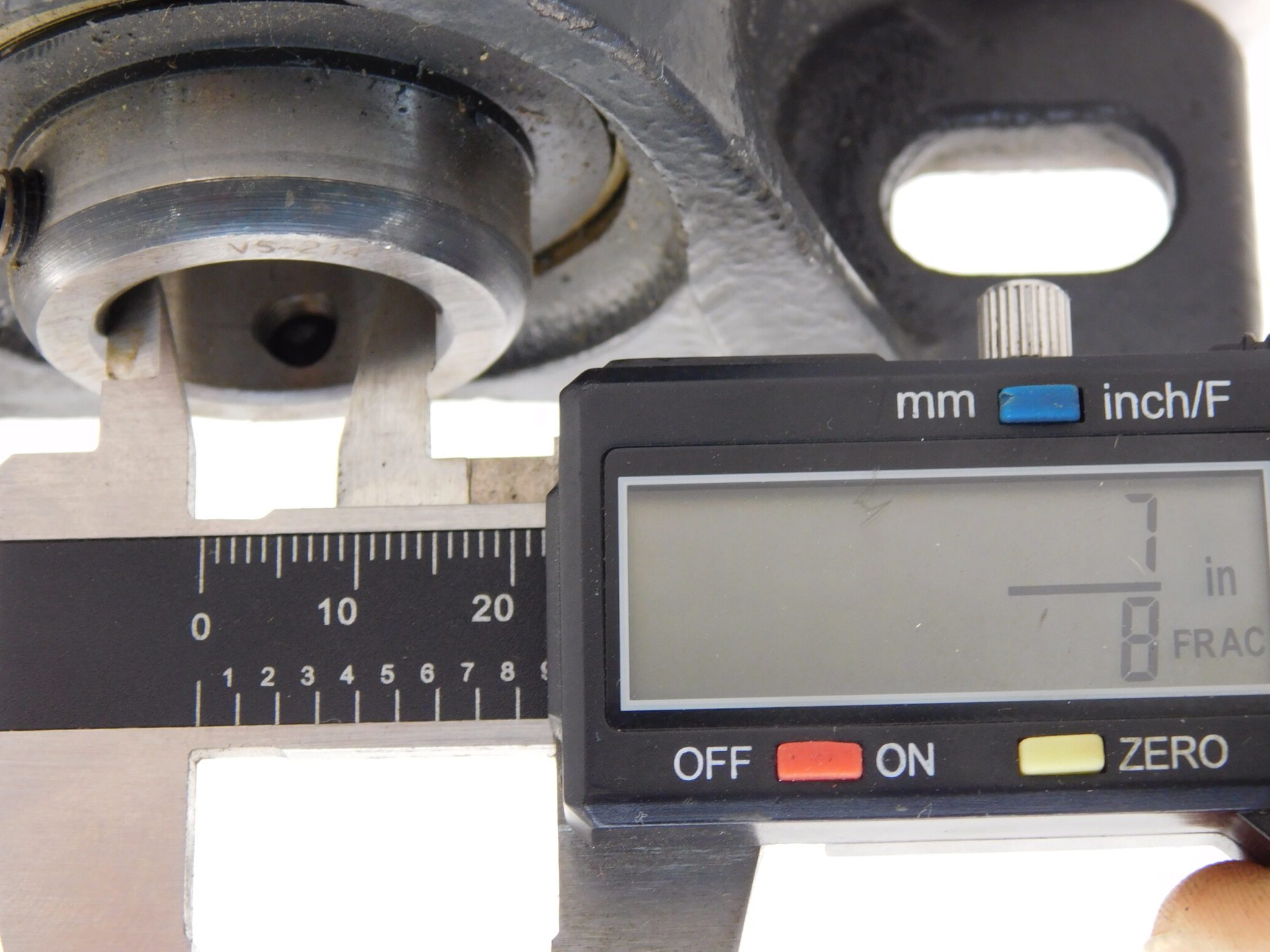 Browning RP-1104 Pillow Block Bearing W/ Browning VS-214 Bearing - Image 2