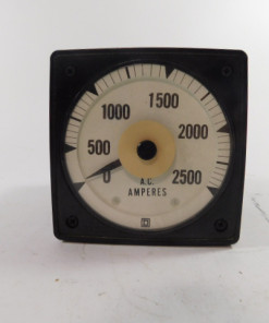 Square D EAIAF AC Ammeter 0-2500 Range 5A Panel Meter